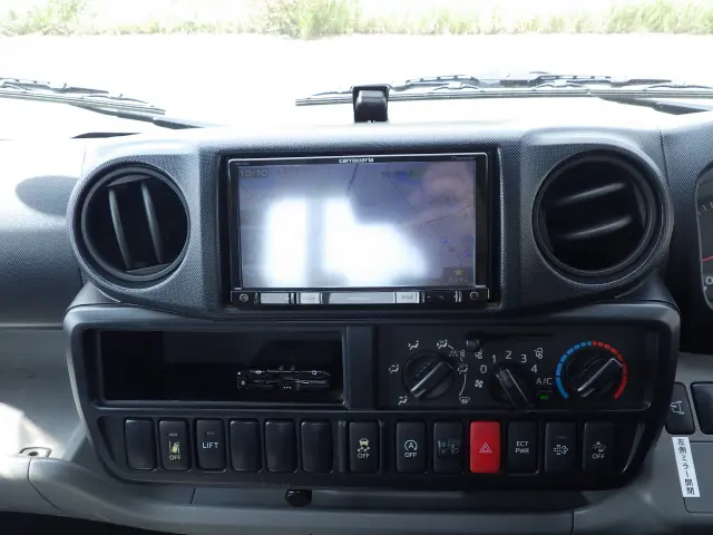 トヨタ ダイナ TPG-XZU605(2WD)の写真9