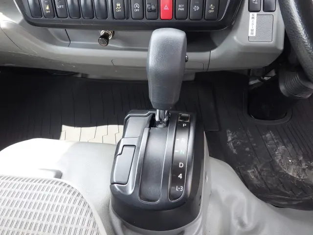 トヨタ ダイナ TPG-XZU605(2WD)の写真15