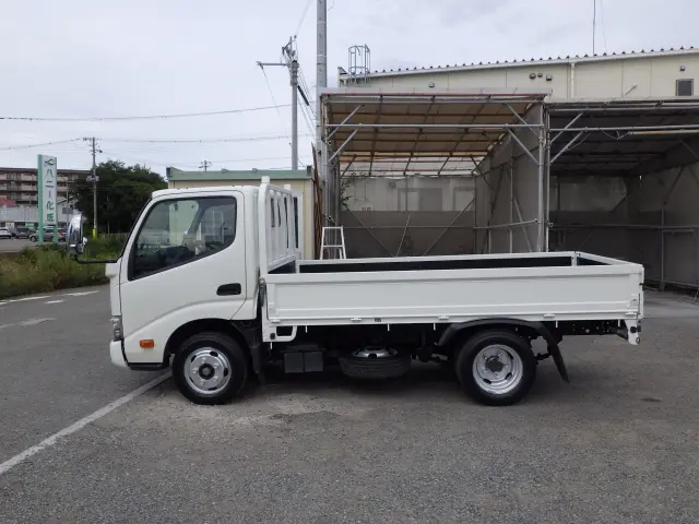 トヨタ ダイナ TPG-XZC605(2WD)の写真3