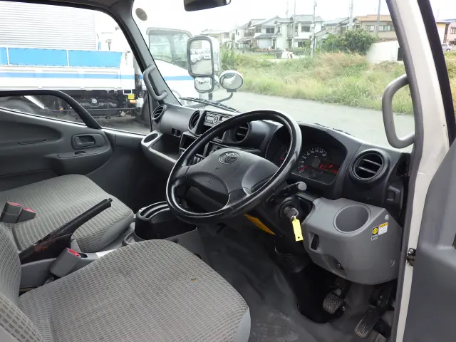 トヨタ ダイナ TPG-XZC605(2WD)の写真6