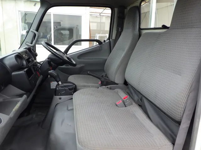 トヨタ ダイナ TPG-XZC605(2WD)の写真8