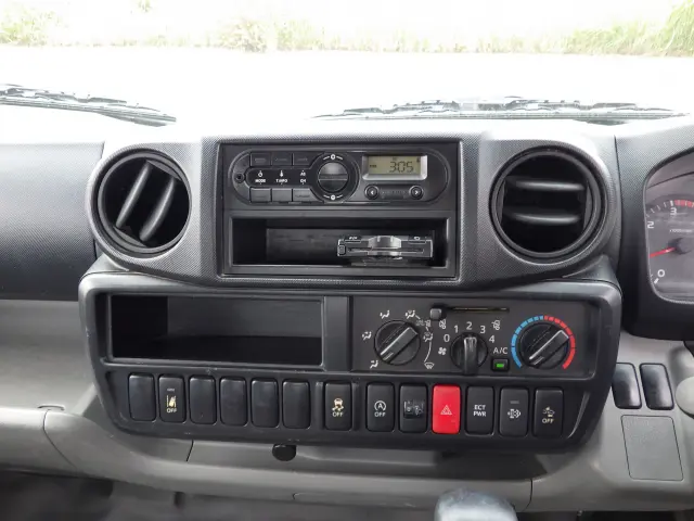 トヨタ ダイナ TPG-XZC605(2WD)の写真9