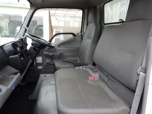日野 デュトロ TKG-XZU620T(2WD)の写真8