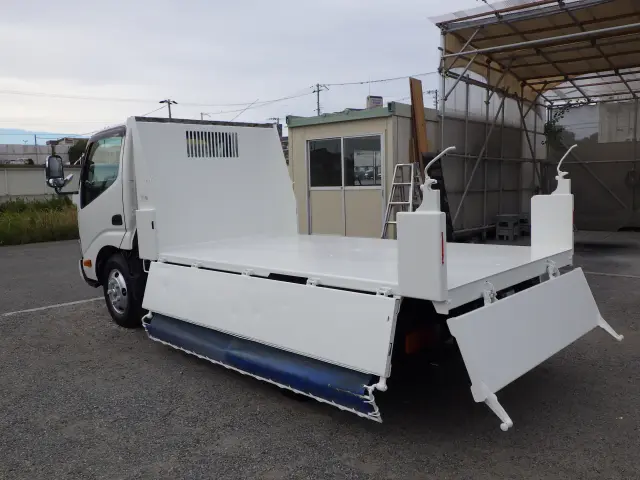 日野 デュトロ TKG-XZU620T(2WD)の写真20