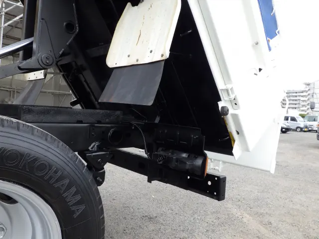 日野 デュトロ TKG-XZU620T(2WD)の写真31