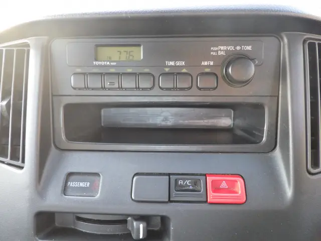 トヨタ タウンエーストラック DBF-S402U(2WD)の写真10