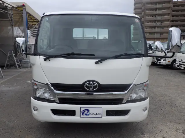 トヨタ ダイナ TKG-XZU700(2WD)の写真4
