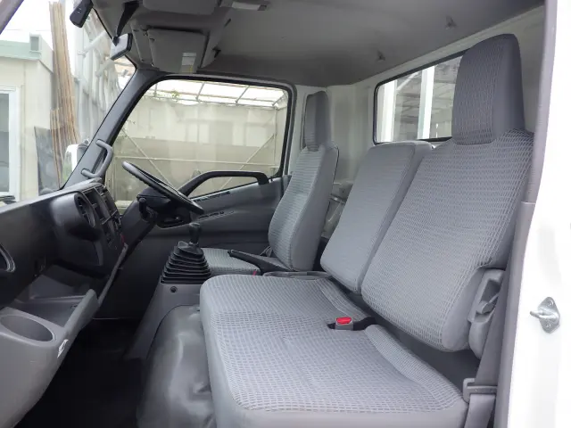 トヨタ ダイナ TKG-XZU700(2WD)の写真8