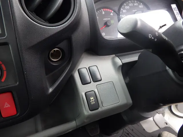 トヨタ ダイナ TKG-XZU700(2WD)の写真14