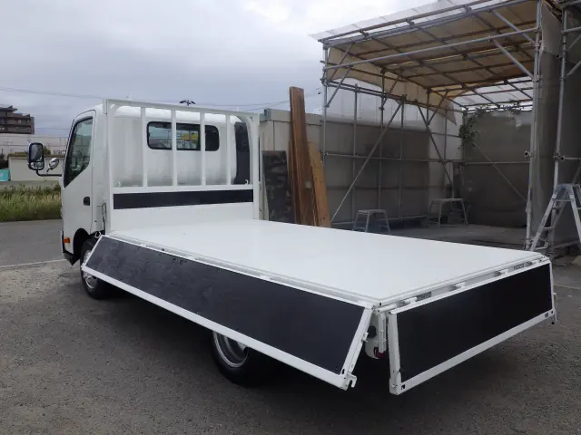 トヨタ ダイナ TKG-XZU700(2WD)の写真22