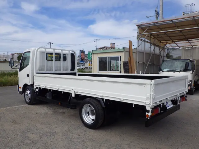 トヨタ ダイナ TPG-XZU710(2WD)の写真2