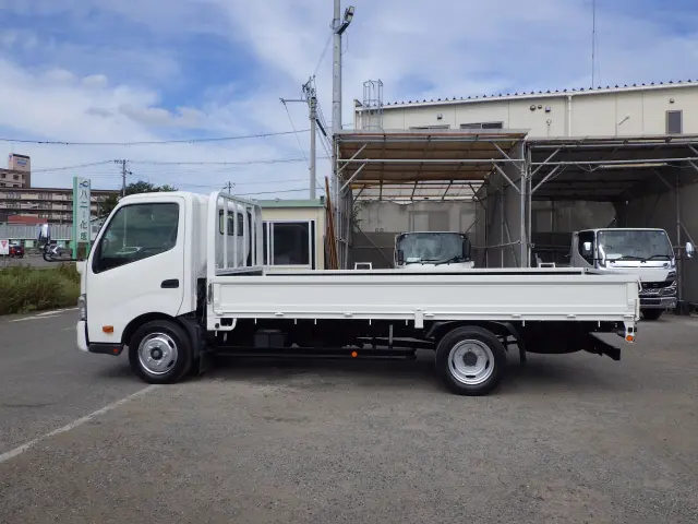 トヨタ ダイナ TPG-XZU710(2WD)の写真3