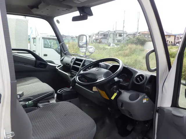 トヨタ ダイナ TPG-XZU710(2WD)の写真6