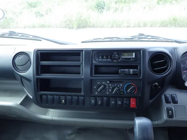 トヨタ ダイナ TPG-XZU710(2WD)の写真9