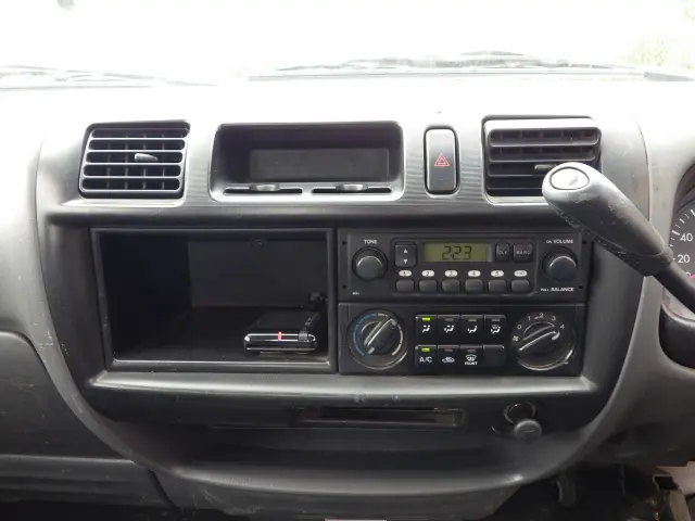 マツダ ボンゴトラック ABF-SKP2T(2WD)の写真9