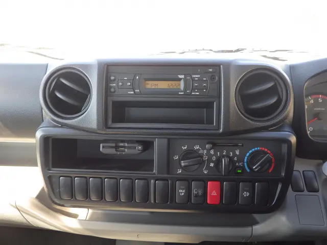 トヨタ トヨエース QDF-KDY231(2WD)の写真9