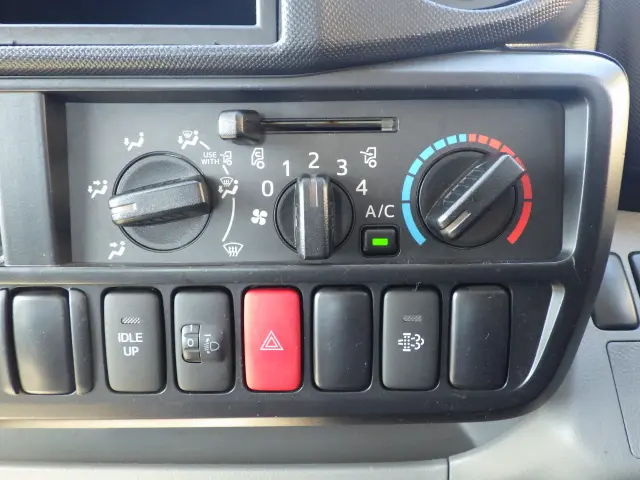 トヨタ トヨエース QDF-KDY231(2WD)の写真11