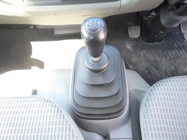 トヨタ トヨエース QDF-KDY231(2WD)の写真14