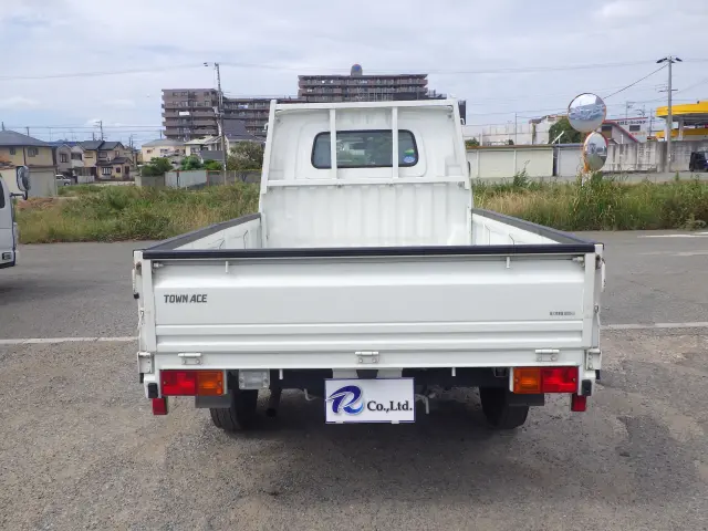 トヨタ タウンエーストラック DBF-S402U(2WD)の写真4