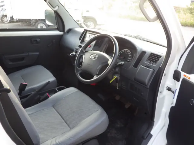 トヨタ タウンエーストラック DBF-S402U(2WD)の写真7