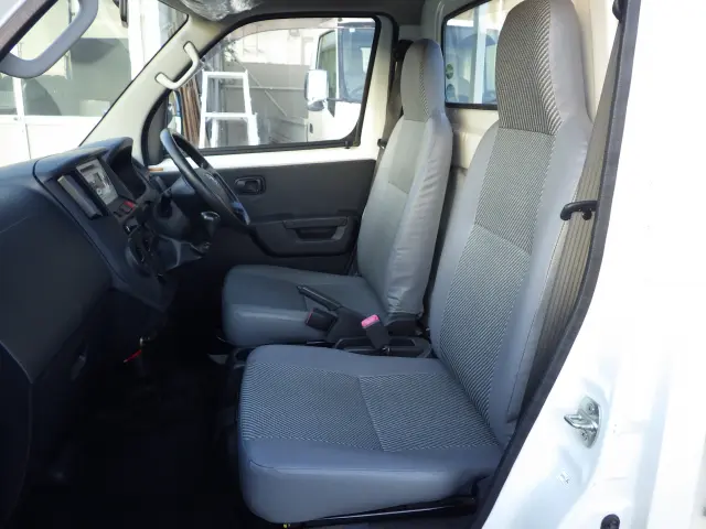 トヨタ タウンエーストラック DBF-S402U(2WD)の写真9