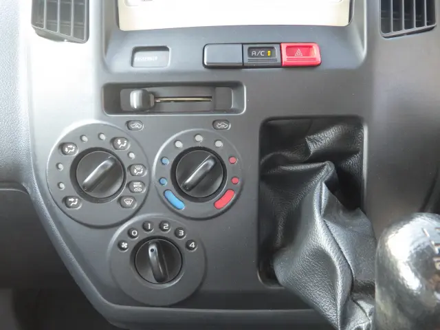 トヨタ タウンエーストラック DBF-S402U(2WD)の写真12