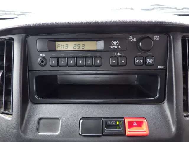トヨタ タウンエーストラック 5BF-S403U(2WD)の写真10