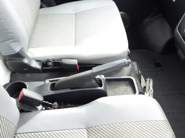 トヨタ タウンエーストラック 5BF-S403U(2WD)の写真13