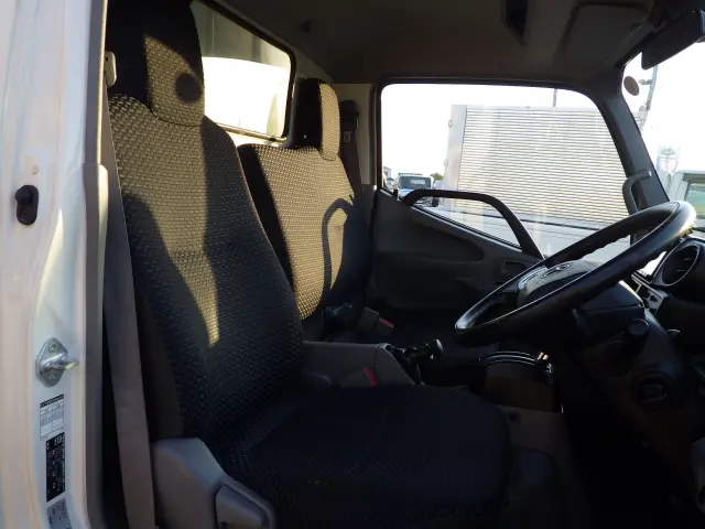トヨタ ダイナ 2RG-XZC605(2WD)の写真7