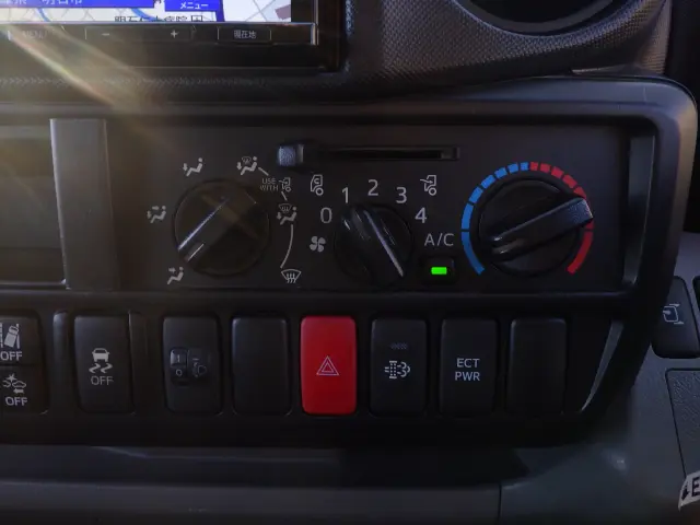 トヨタ ダイナ 2RG-XZC605(2WD)の写真10