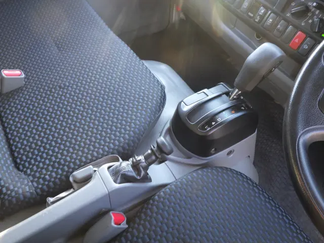 トヨタ ダイナ 2RG-XZC605(2WD)の写真16