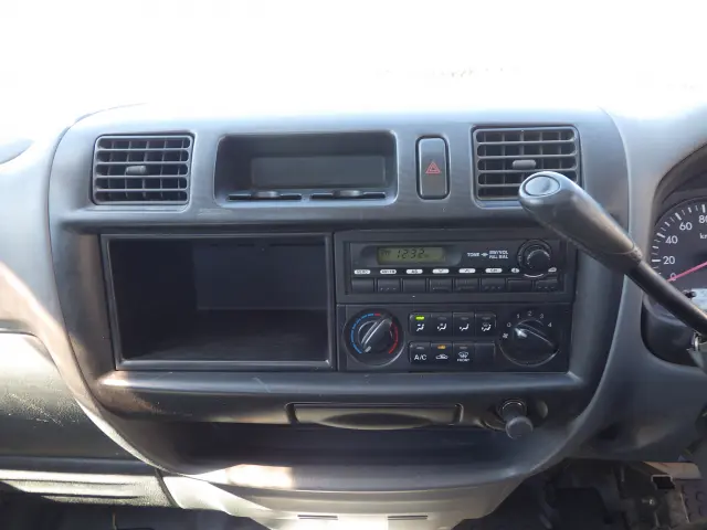 マツダ ボンゴトラック DBF-SLP2T(2WD)の写真9