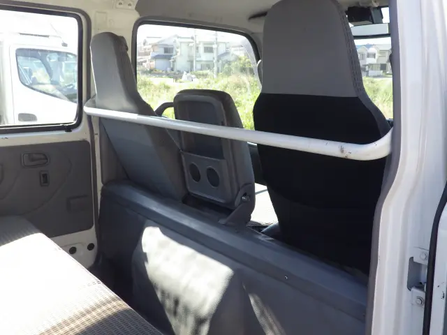 トヨタ トヨエース TKG-XZU605(2WD)の写真8