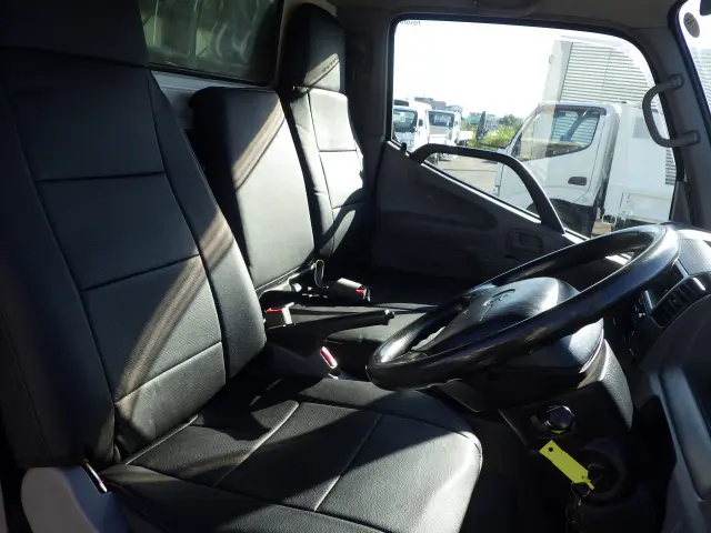 トヨタ トヨエース QDF-KDY231(2WD)の写真7