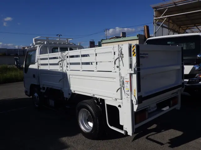 マツダ タイタン TRG-LKR85A(2WD)の写真2