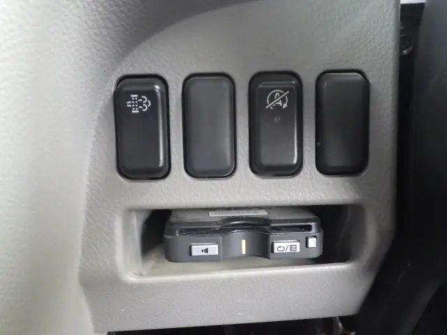 三菱 キャンター 2RG-FBA60(2WD)の写真13