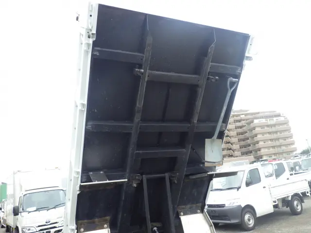 三菱 キャンター 2RG-FBA60(2WD)の写真29