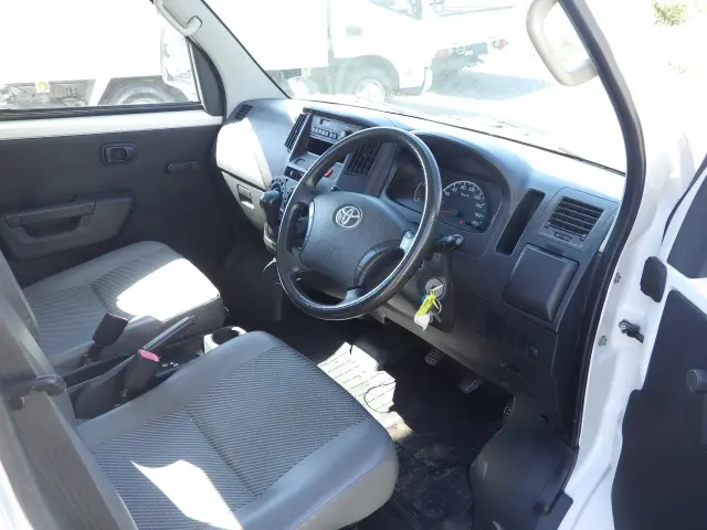 トヨタ タウンエーストラック ABF-S402U(2WD)の写真6