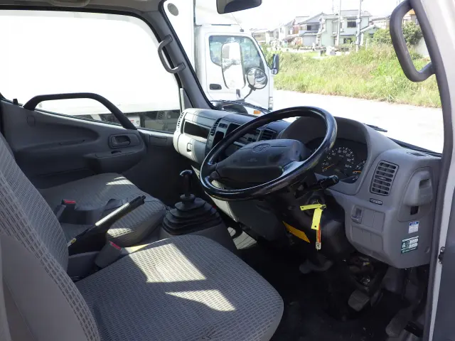 トヨタ ダイナ ABF-TRY220(2WD)の写真6