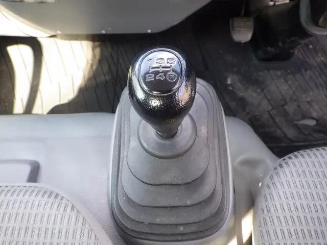 トヨタ ダイナ ABF-TRY220(2WD)の写真13