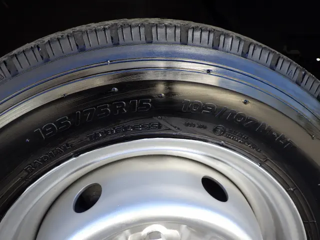 日産 アトラス 2RG-AHR88A(2WD)の写真31