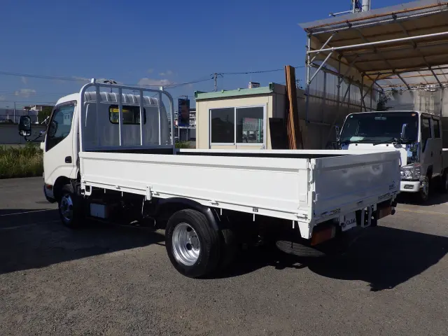 トヨタ ダイナ TKG-XZC645(2WD)の写真2