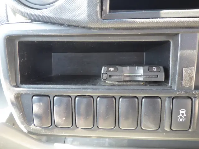 トヨタ ダイナ TKG-XZC645(2WD)の写真12