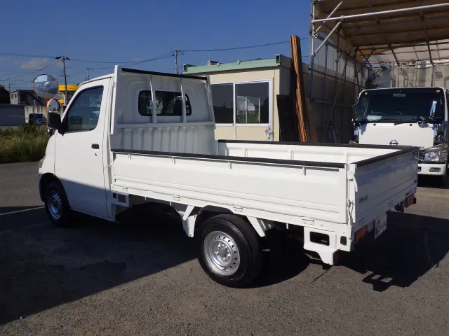 トヨタ タウンエーストラック DBF-S402U(2WD)の写真2