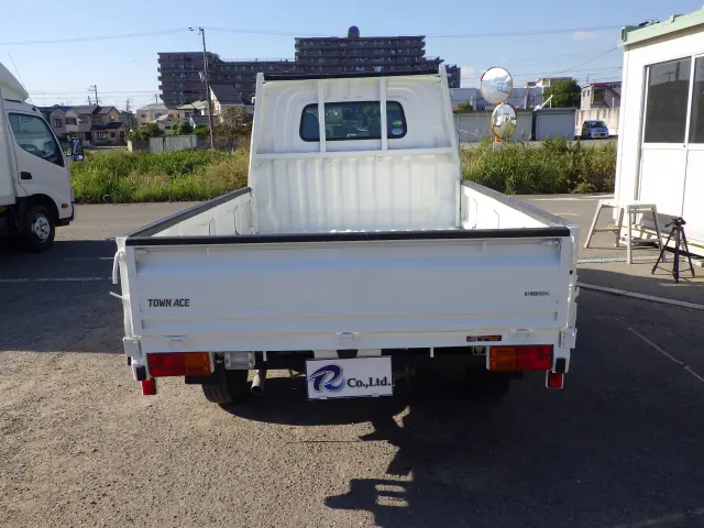 トヨタ タウンエーストラック DBF-S402U(2WD)の写真5