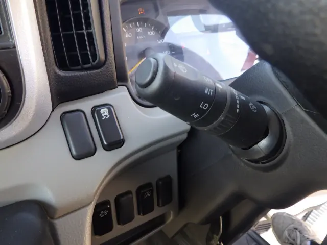 三菱 キャンター 2RG-FBA60(2WD)の写真13