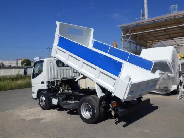 三菱 キャンター 2RG-FBA60(2WD)の写真23