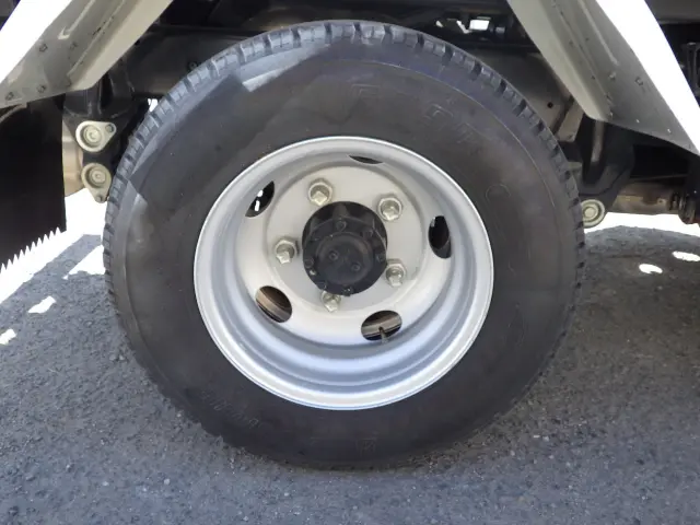 三菱 キャンター 2RG-FBA60(2WD)の写真42