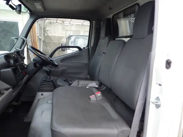 トヨタ ダイナ 2RG-XZU605(2WD)の写真8