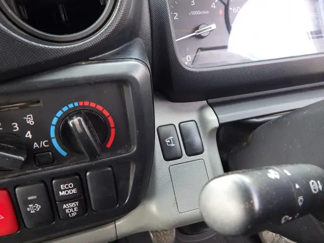 トヨタ ダイナ 2RG-XZU605(2WD)の写真14